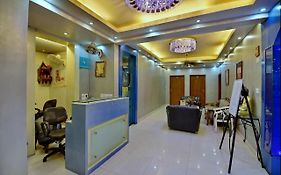 Silver Leaf Hotel Noida