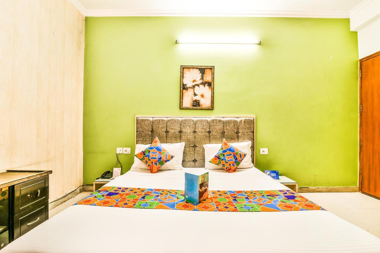 Silver Leaf Noida Exterior photo